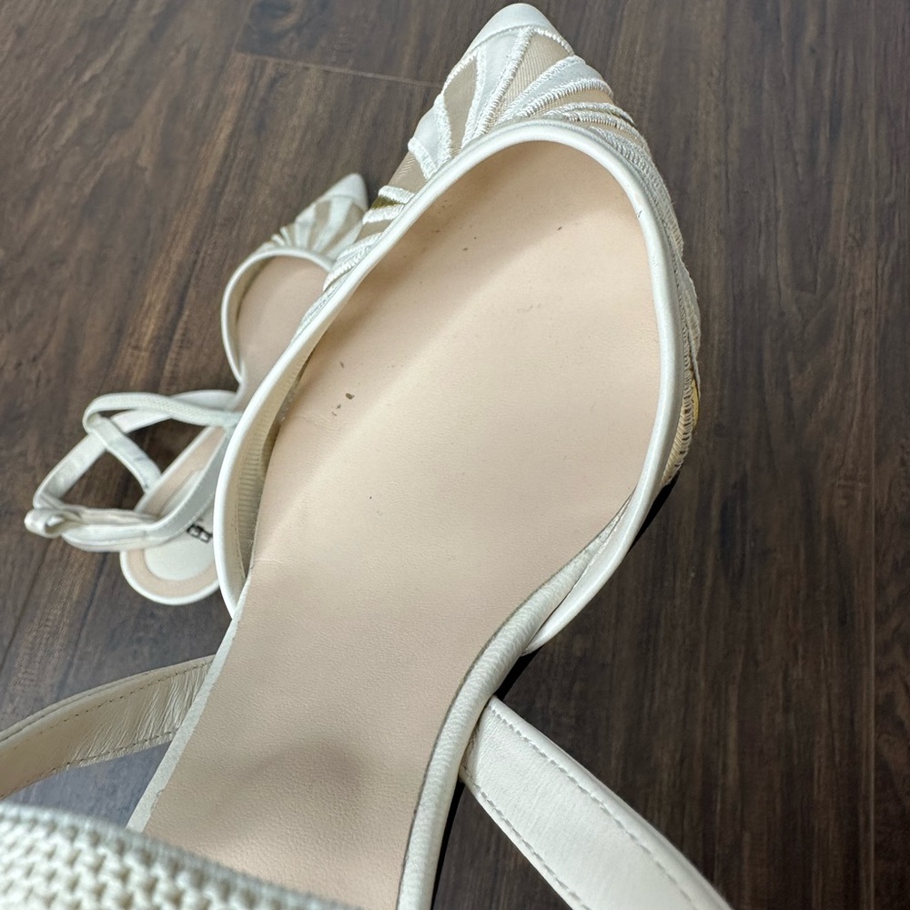 Fendi Leather And Mesh High-heeled Slingbacks In Blanc - Picture 15 of 15